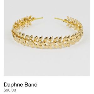 🖤3/$15 Daphne Headband ✨ Seen on Ariana Grande!!